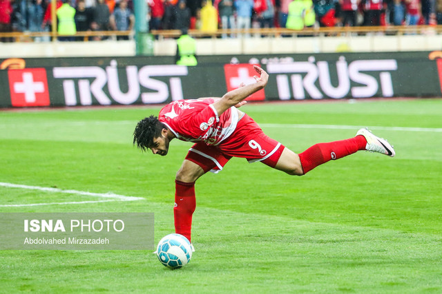 وقتی همه هزینهها برای طارمی است! وقتی همه هزینهها برای طارمی است!