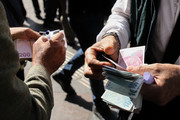 گزارش ایسنا از بازار ارز؛ کاهش نرخ دلار پس از خبر تفاهم ایران - آمریکا