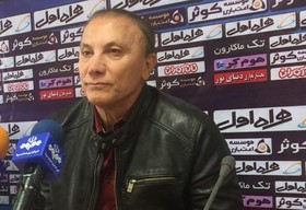 درخشان: استقلال و پرسپولیس هم بدهی دارند چرا ما را حذف کنند