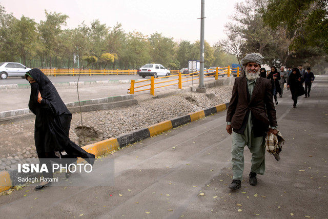 وقوع گرد و غبار در تهران و پنج استان دیگر 