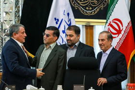 دیدار اعضای شورای شهر تهران با رییس مجلس شورای اسلامی