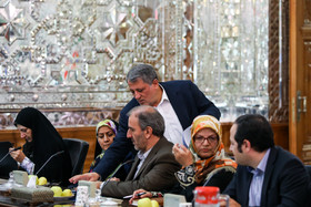 دیدار اعضای شورای شهر تهران با رییس مجلس شورای اسلامی