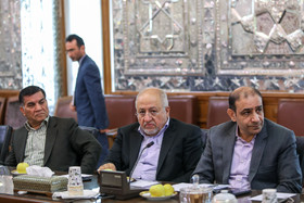دیدار اعضای شورای شهر تهران با رییس مجلس شورای اسلامی