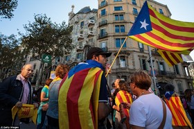 پیشتازی احزاب طرفدار استقلال کاتالونیا در انتخابات آتی