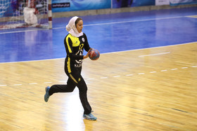 پایان نیم فصل لیگ برتر هندبال زنان با قهرمانی لارستان/ گچساران نایب قهرمان شد