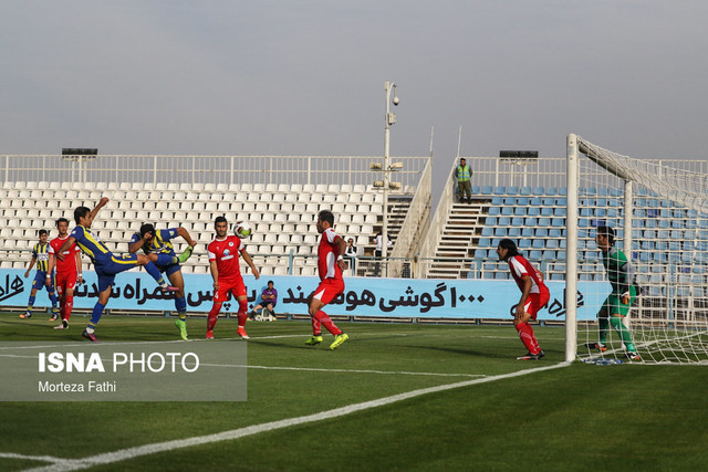 لیگ دسته یک فوتبال /تساوی گل گهر سیرجان و اکسین البرز در هفته نهم