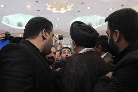 مسوولان گوی سبقت را از چهره‌های مردمی ربودند