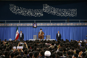 کوتاه‌آمدن آمریکا را گستاخ می‌کند/ تنها راه، مقابله و ایستادگی است