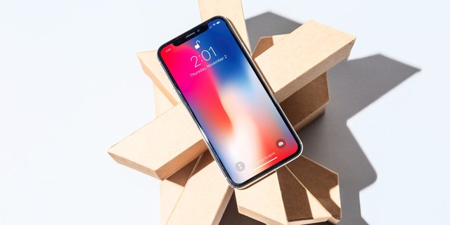 مشکل خط سبز بر روی صفحه نمایش آیفون ۱۰