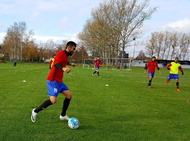 کاوه رضایی: تلاش می‌کنم به تیم ملی کمک کنم/ در همه پست‌ها بازیکنان خوبی حضور دارند