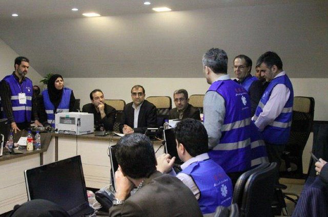 تامین کامل تجهیزات پزشکی و خدمات بهداشتی در مناطق زلزله زده/ برپایی بیمارستان‌های صحرایی