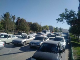 نحوه انتقال کمک‌های مردمی به مناطق زلزله زده/اعمال محدودیت ترافیکی در کرمانشاه
