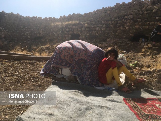 اینجا؛ چادر و پتو و ترس از سرما درد و حکایت مشترکی است