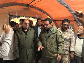 بازدید نماینده ویژه رهبری از بیمارستان‌ صحرایی پاسارگاد در مناطق زلزله‌زده