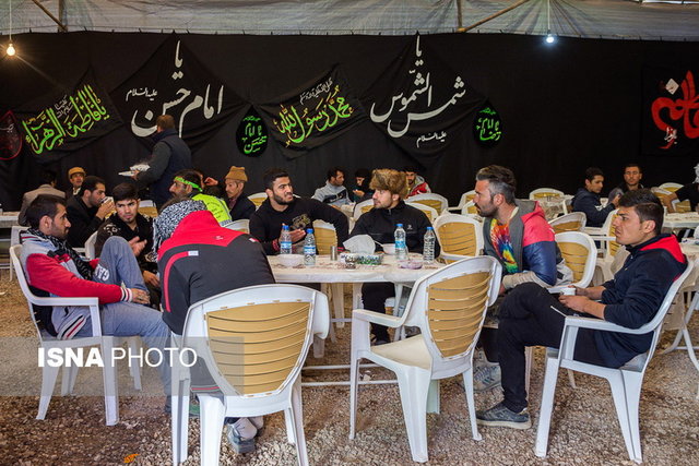 پذیرایی از زائران امام‌رضا(ع) در 25 موکب و پایگاه استان سمنان