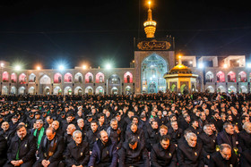 آیین شام غریبان در سالروز شهادت امام رضا (ع) در حرم رضوی