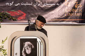 پرویز پورحسینی در مراسم تشییع پیکر محمد پور ستار