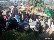 واژگونی یک کامیون حامل مهاجران در افغانستان با ۱۸ کشته و ده‌ها زخمی