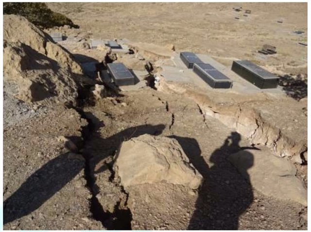 تخریب قبرستان قوچی باشی ناشی از زمین‌لغزش مله کبود