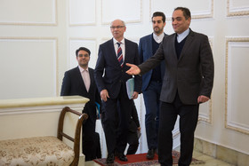 یانوش لواندوفسکی رئیس‌گروه روابط ایران و پارلمان اروپا