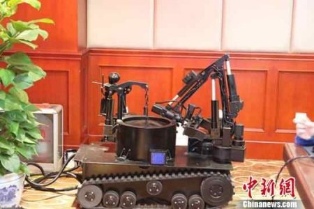ساخت ربات خنثی‌کننده بمب در چین