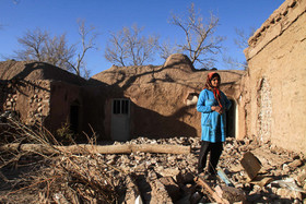 زلزله استان کرمان -  خسارات وارد شده به منازل مسکونی در  روستای گروک شهر راور 