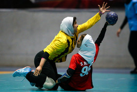 دیدار تیم های هندبال بانوان هیات هندبال اصفهان و شهید چمران لارستان