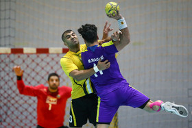 دیدار تیم های هندبال سپاهان اصفهان و نیروی زمینی تهران