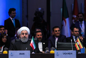 حسن روحانی رییس جمهور ایران در اجلاس فوق العاده سران سازمان همکاری اسلامی در استانبول 