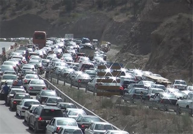 ترافیک سنگین در جاده چالوس به تهران