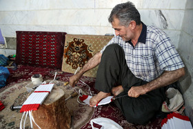 پس از چیدن بالای کلاش توسط زنان مردان شروع به ساخت کفه می کنند و این مهم به دلیل آن است که کفه با محکمترین صورت باید درست شود به همین دلیل مردان این کار را انجام میدهند.