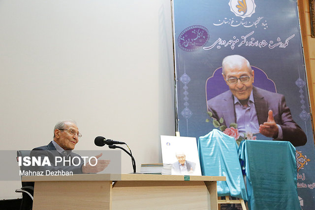 باید بیاموزیم زرنگی پا در کفش دیگری کردن نیست