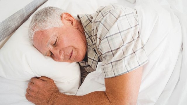 اثرات خواب‌ همراه "رویا" در تقویت حافظه/لزوم استانداردسازی ابزارهای شناختی برای درمان آلزایمر
