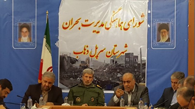 دولت و نیروهای مسلح تا بازگشت شرایط عادی‌ در کنار زلزله‌زدگان حضور دارند