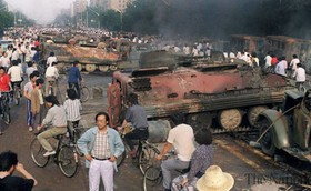 اسناد محرمانه آرشیو انگلیس: ده هزار نفر در تیان‌آنمن کشته شدند