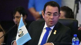 رئیس جمهوری سابق گواتمالا و معاونش با تخم مرغ بدرقه شدند!