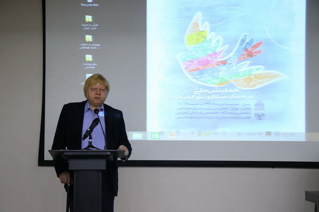 دنیا به تنوع فرهنگی به چشم تهدید می‌نگرد 