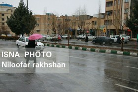آخرین وضعیت جوی و ترافیکی جاده‌ها/ مه گرفتگی و باران در محورهای 5 استان 