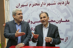 محمدعلی نجفی، شهردار تهران و سورنا ستاری، معاون علمی و فناوری رئیس‌جمهور و  در جمع خبرنگاران در دانشگاه شریف