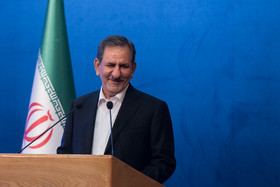 اسحاق جهانگیری معاون اول رییس‌جمهور در بیست و پنجمین مجمع عمومی انجمن اسلامی جامعه پزشکی