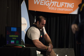 لشکر ملی پوشان مصدوم در تیم بهداد سلیمی/ از در رفتگی لگن تا کبودی آرنج