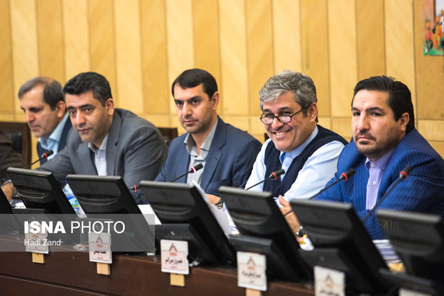 مصوبه کمیسیون تلفیق برای بخشش مشروط جرایم بدهکاران بانکی/بررسی بودجه از ۸ بهمن در صحن مجلس