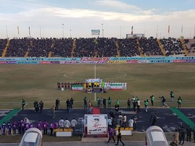 تساوی پرسپولیس و مشکی‌پوشان در نیمه نخست