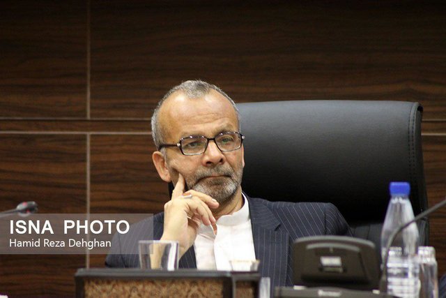 رفع مشکل اشتغال و اقتصاد با جذب سرمایه‌گذاری امکان‌پذیر است