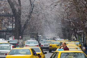 بارش برف در شمال تهران - ابتدای خیابان دربند