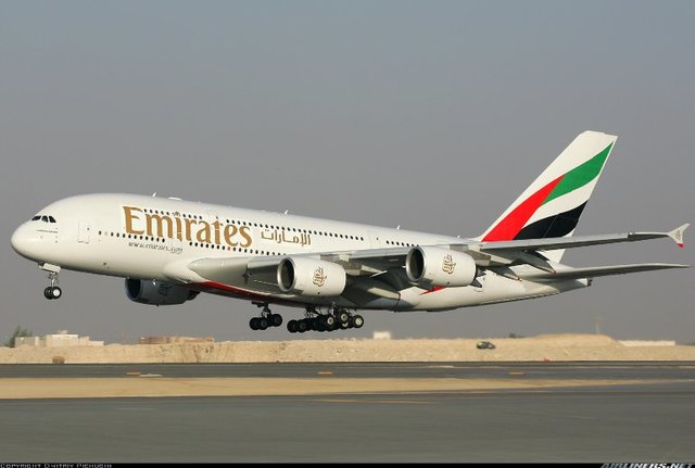 هواپیمای A380 ایرباس دست به دامان امارات شد