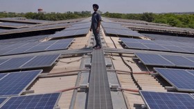 هند علیه واردات قطعات خورشیدی ارزان قیمت چینی دست بکار شد