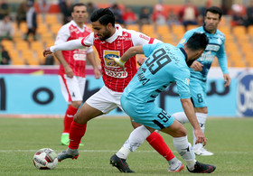 جعفر خوشرو: بازیکن پیکان باید اخراج می‌شد