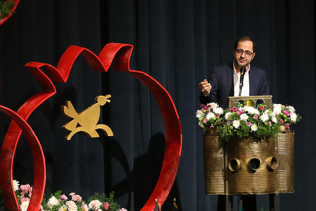 قصه‌ها ثروت ملی و دارایی معنوی ما هستند