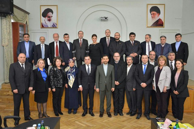 حضور جمع زیادی از نمایندگان مجلس ارمنستان در سفارت ایران